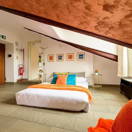 Apartment -porta Susa - Centro- Elegante Mansarda X5 - Wi-fi *