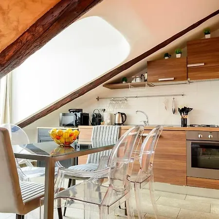 -porta Susa - Centro- Elegante Mansarda X5 - Wi-fi *